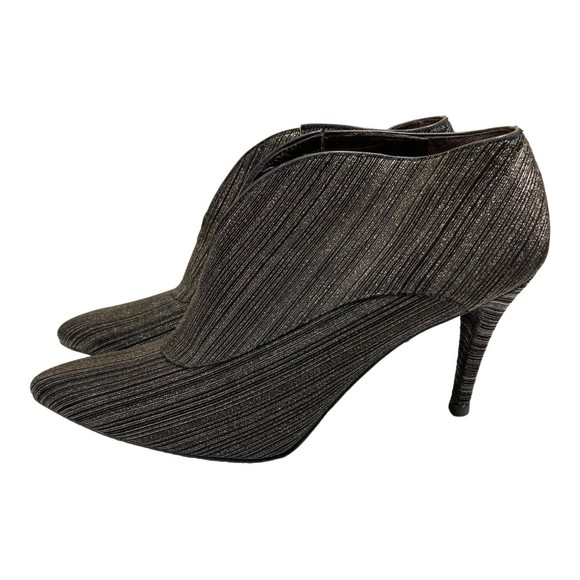 STUART WEITZMAN Black/Gold Metallic Stiletto Ankle Boots Booties Womens 9M EUC - Picture 2 of 13